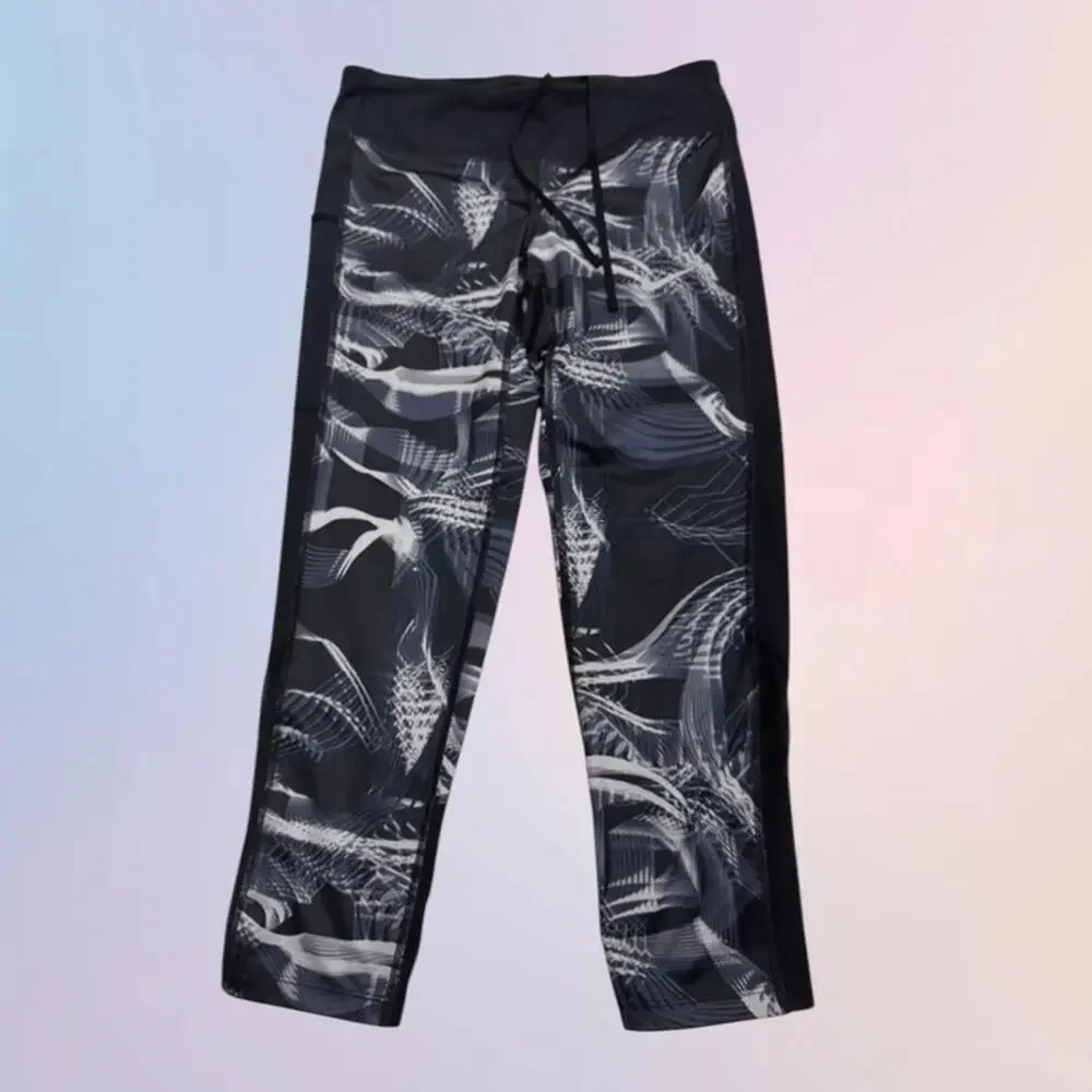 Nike Running Woman’s Small Black Leggings